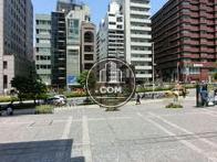 正面入口から見た周辺です