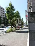 大通りが目の前にあります