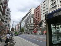 建物が立ち並びます