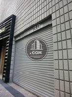 搬入専用の大きなエレベーターがあります