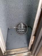 エレベーター内部