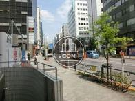 正面入口付近から見た周辺です