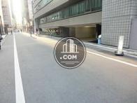 歩道はありませんが、車の通りは少ないですよ