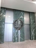 混み合う事の少ない2基配列エレベーター