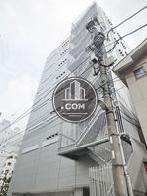 外階段のある背面