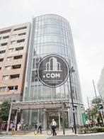 離れた場所からでも見つけ良いと思います