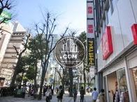 玄関右側の風景です