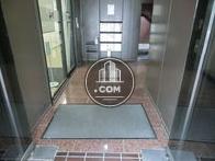 外観の色と統一されている床の色です