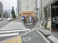 角地にございます