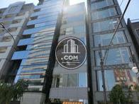 道路側は窓が全面採用