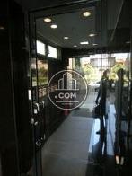 オートロック式の扉です