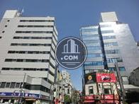 白く清潔な外観