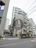 壁面にも物件名が掲げられています