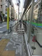 物件前歩道です