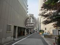 南側道路の渋谷駅方向