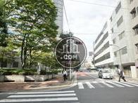 幅広な通り
