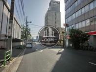 突き当りは中央卸市場です