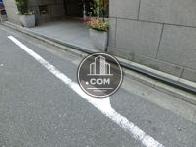 歩道との境