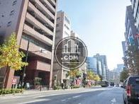 清洲橋通りに面しています