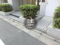 スロープ加工の床面