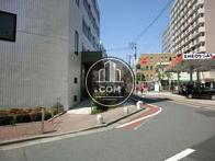 角地に建ちます