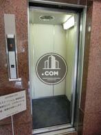 エレベーターが開いた状態