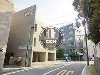 カーブ沿い通り