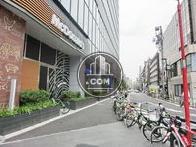 隣接する通り