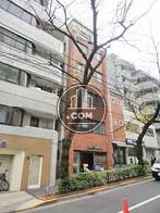 閑静な住宅街に建っております