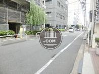 玄関前の歩道面