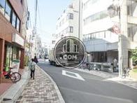 交通量の少ない通り
