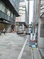 DKノア前の歩道