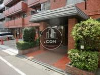 正面入口付近です