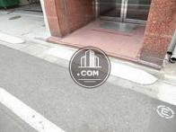 スロープの固定された床面
