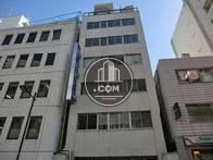 入口と反対方面の外観です