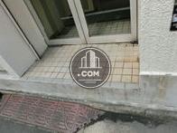 入口前の段差になります