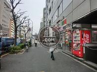 靖国通りです