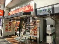 正面入り口です