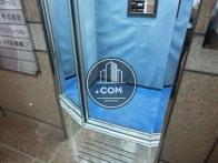 エレベーター内