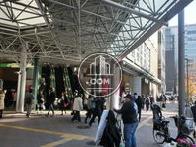 駅出口