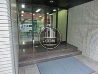正面入口です