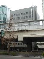 西新宿松屋ビルの外観写真
