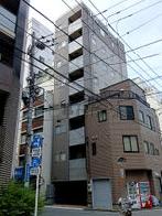 130ビルの外観写真