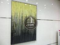 絵画が飾られています