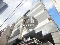 地上から見上げた様子