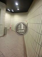 エレベーターホールの壁仕様もタイルです