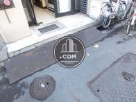 スロープの固定された床面