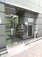 正面玄関口回りの造りです