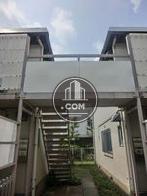 2階の通路がアーチのようになっています