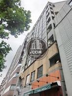 正面側の凹凸はほとんどありません
